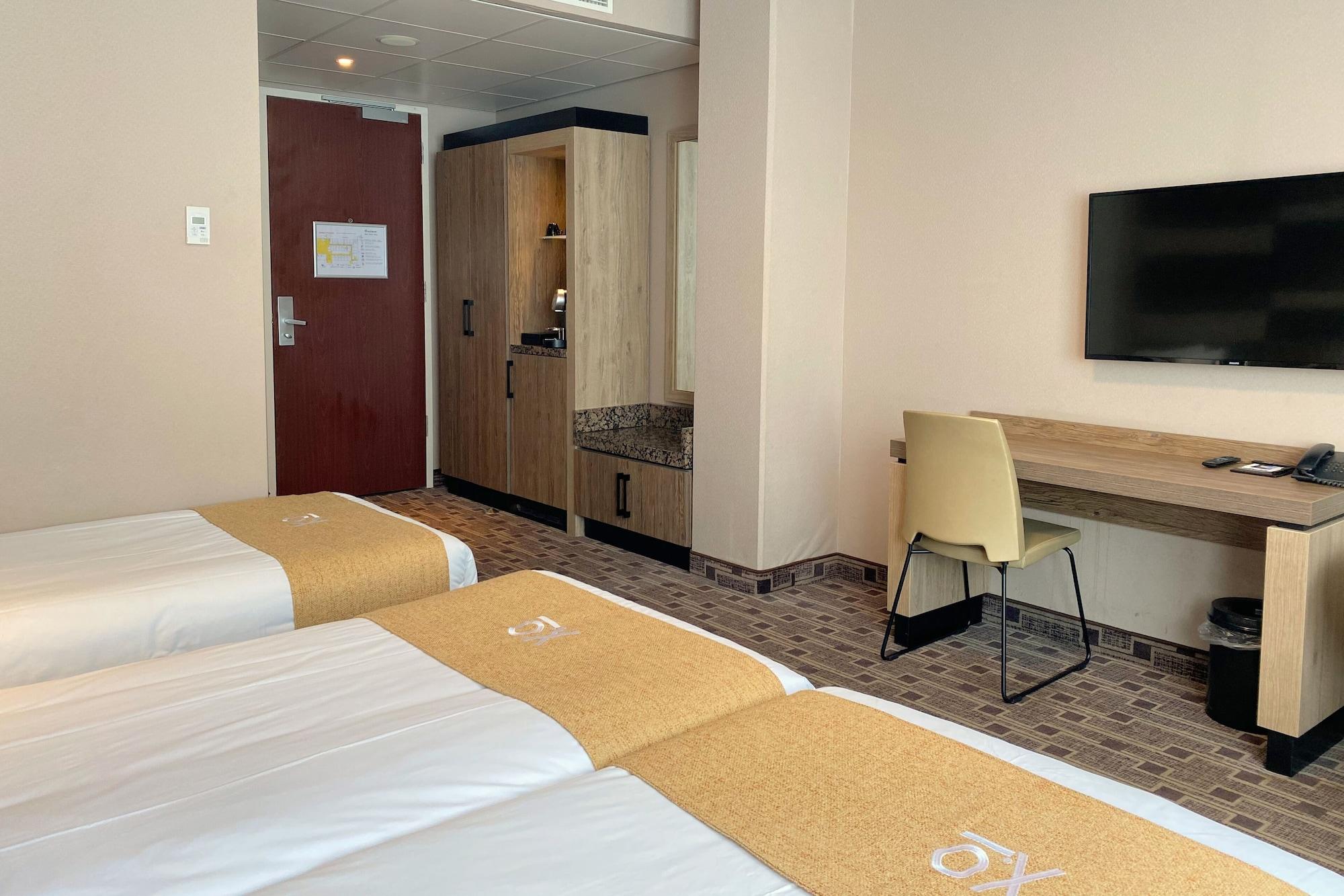 Xo Hotels Blue Square Амстердам Экстерьер фото