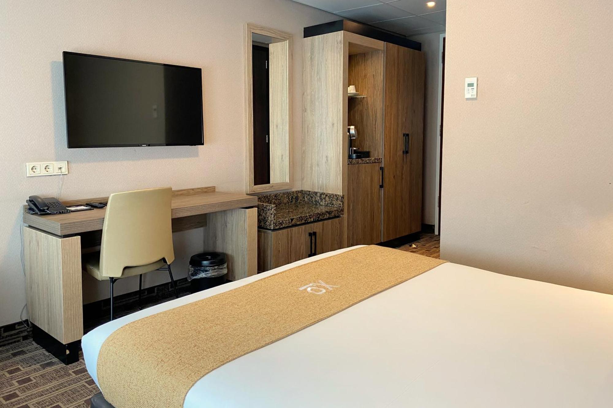 Xo Hotels Blue Square Амстердам Номер фото